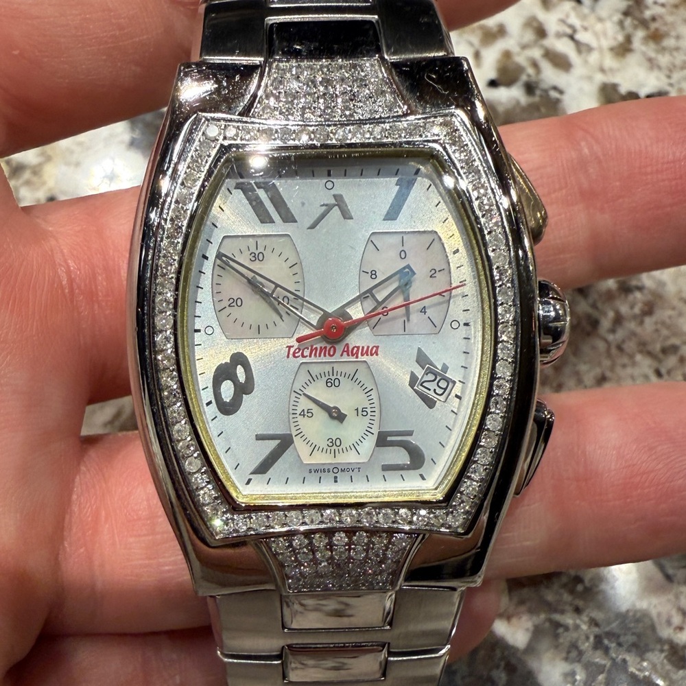Vintage Diamond Techno Marine Techno Aqua Chronograph Watch White MOP